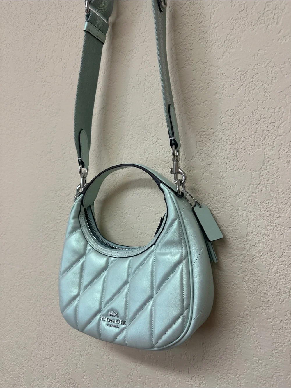 Coach NWOT Carmen Mini Crossbody Bag - Picture 3 of 6